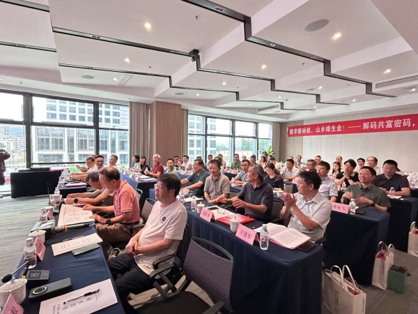 托普云農(nóng)董事長陳渝陽當(dāng)選浙江省新時代鄉(xiāng)村研究院第二屆理事會理事長，以智慧農(nóng)業(yè)賦能農(nóng)業(yè)現(xiàn)代化與鄉(xiāng)村振興